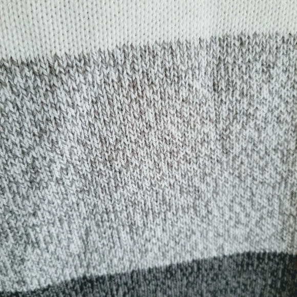 Karen Scott Sweater - Picture 2 of 5